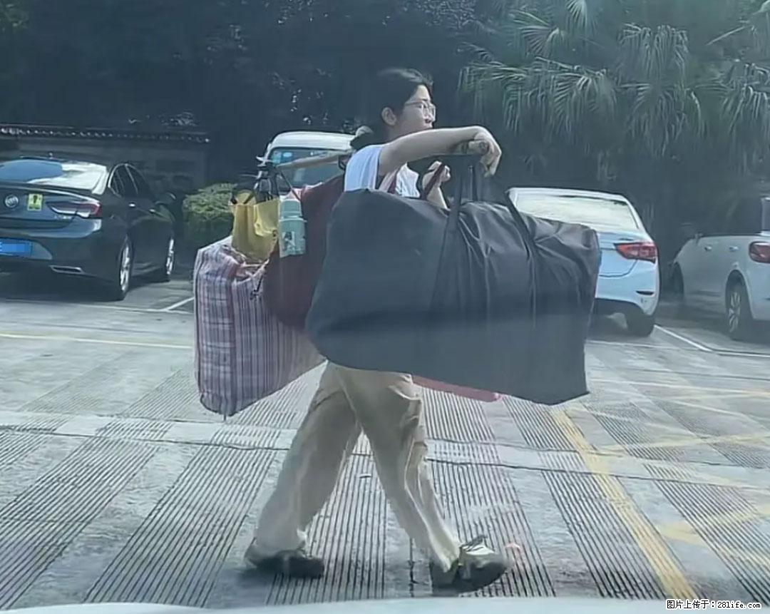 全网追的“扁担女孩”，找了一份暑假工，时薪12元 - 宿迁生活资讯 - 宿迁28生活网 suqian.28life.net